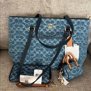 NWT Coach Denim Blue Tote Bag Set
